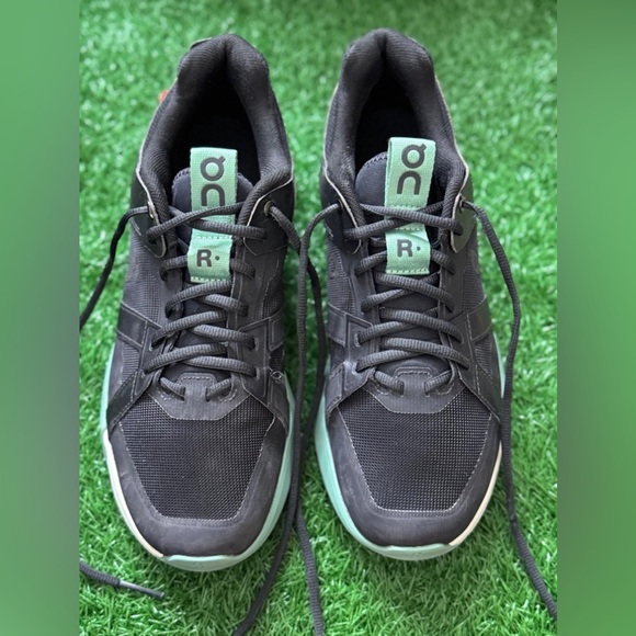 On Running Men's Black and Green Shoes Size 10.5 - Picture 1 of 7